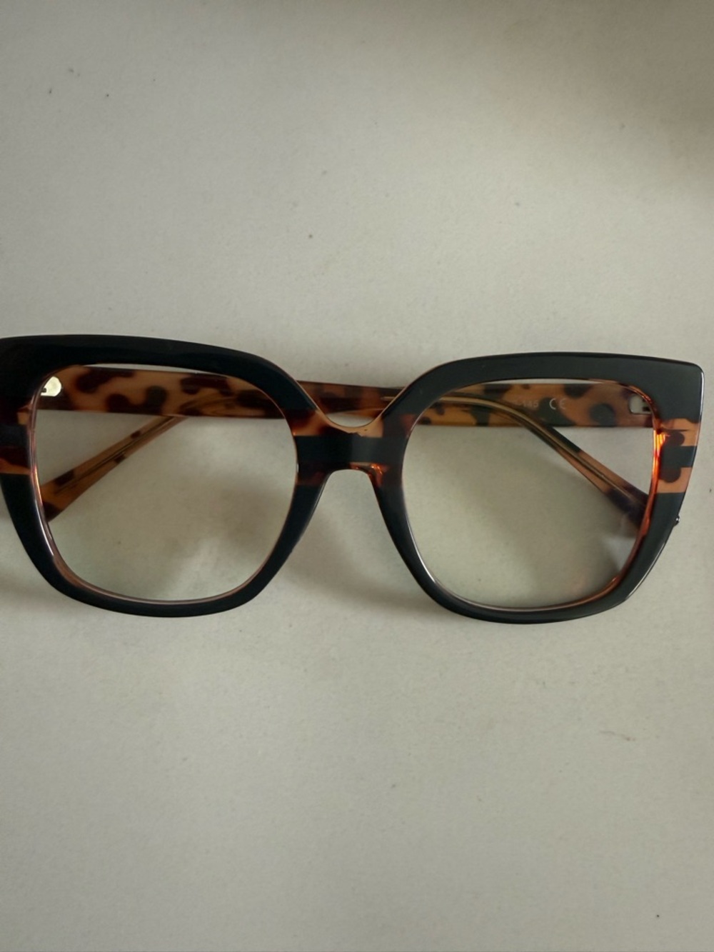 Women's Oversized Tortoiseshell Square Glasses - Fashion Frame